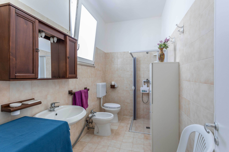 Bathroom 5, casa vacanza Lorena, Lecce