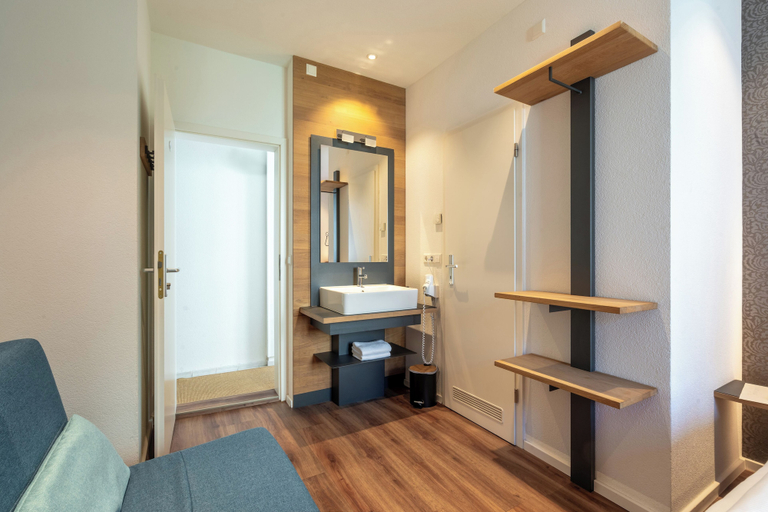 Bathroom 5, Hotel am Fischmarkt, Konstanz