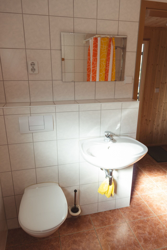 Bathroom, Stausee Oberwald, Zwickau