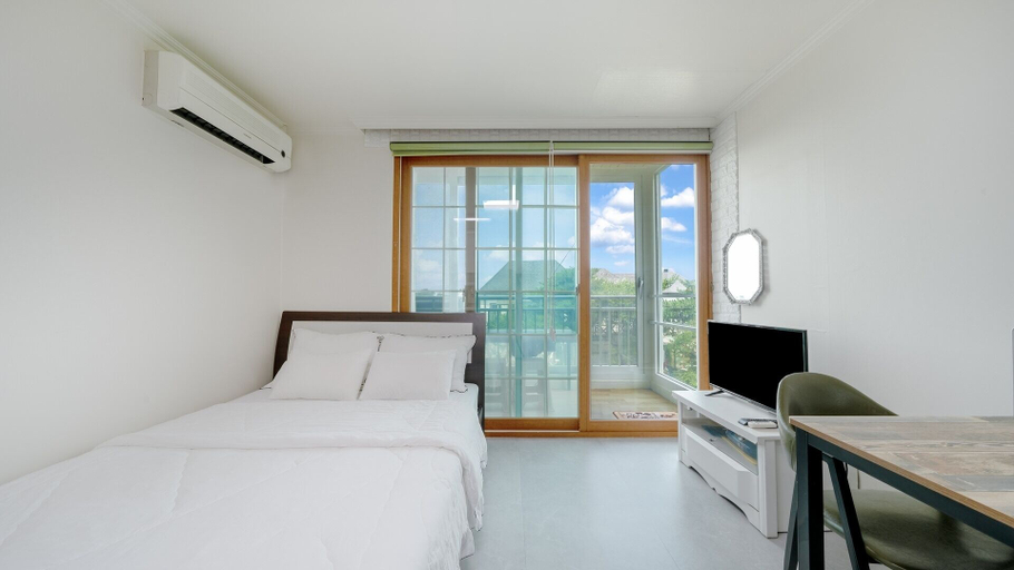 Bedroom 3, Ganghwa Nakjo Tema spa Pension, Ganghwa