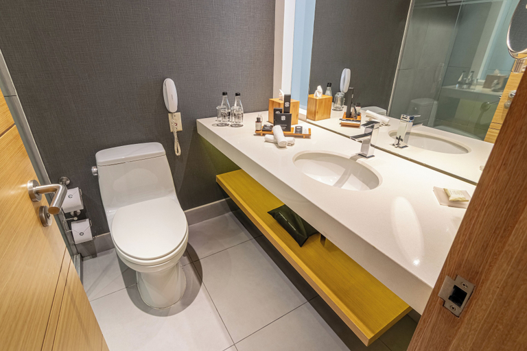 Bathroom 4, Sonesta Hotel Bogota, Santafé de Bogotá