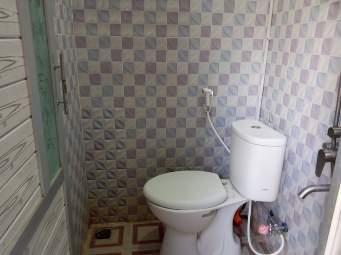 Bathroom 4