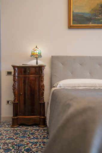 Bedroom 4, B&B D'Angleterre, Salerno