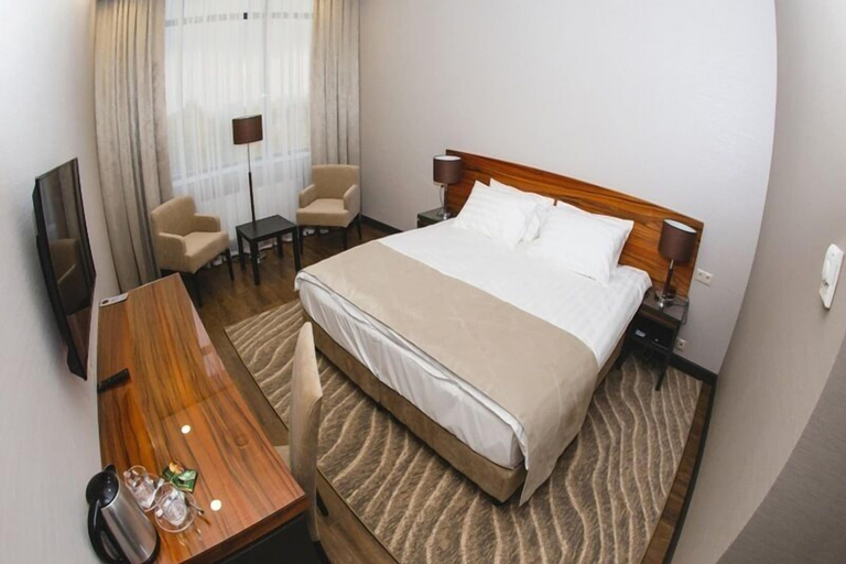 Bedroom 3, Veshki Park Hotel, North-Eastern