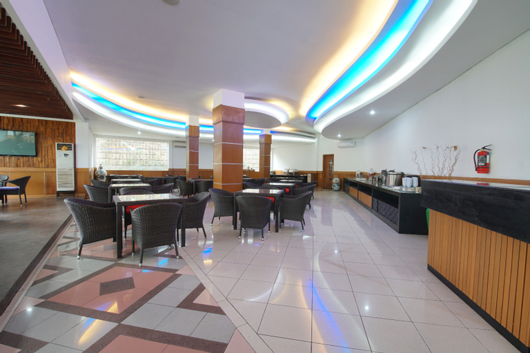 Food & Drinks 5, Hotel New Puri Garden Airport Semarang, Semarang