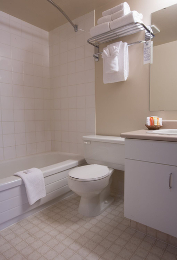 Bathroom 4, Capital Suites Yellowknife, Fort Smith