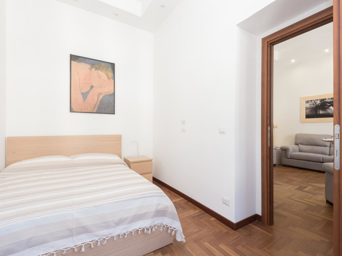Bedroom 3, RSH Popolo Elegant Two Bedroom Apartment, Roma