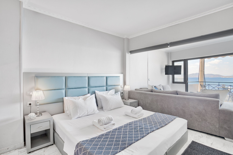 Bedroom 4, Chic Modern Seaside Oasis -Sunny Piraeus, Attica