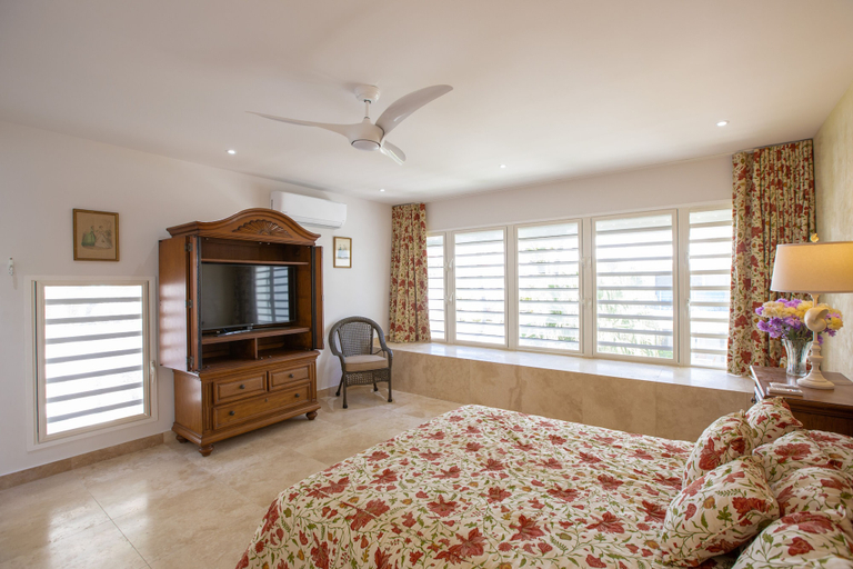 Bedroom 3, Cupecoy Beach Club