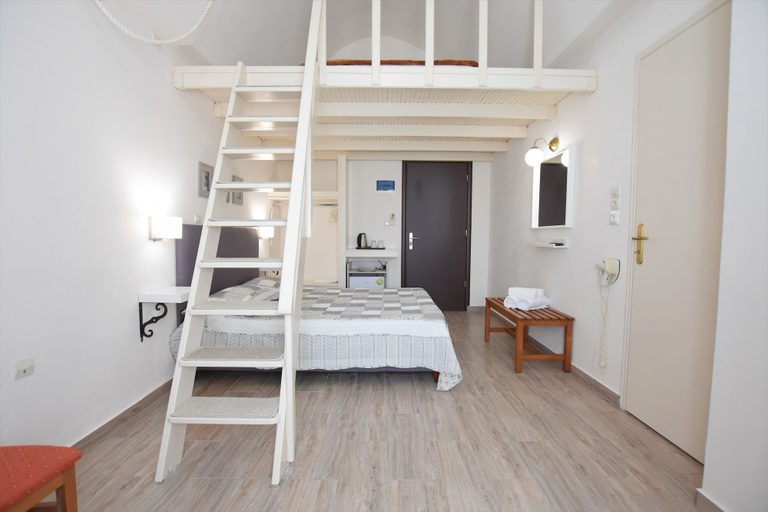 Bedroom 5, Rodakas Hotel, South Aegean