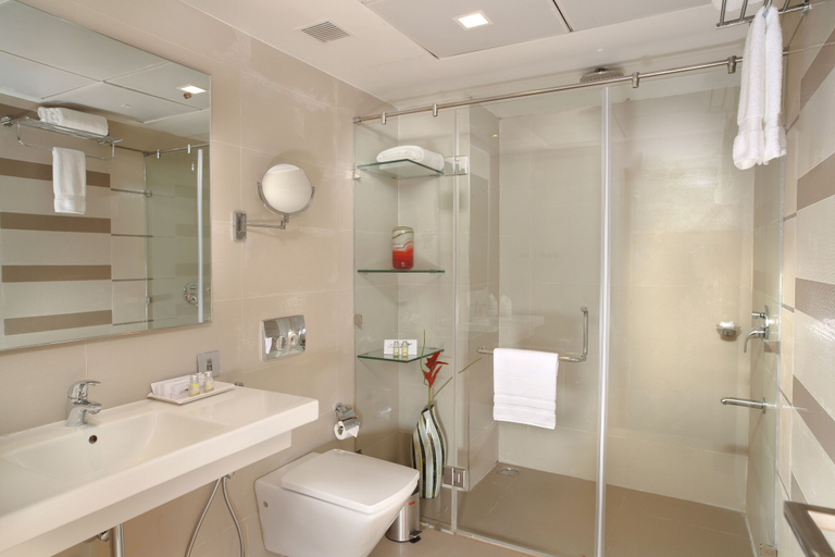Bathroom 5, CHANDYS WINDY WOODS, Idukki
