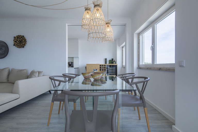 Others 5, Luxurious Seaview Apartment in Estoril, Cascais