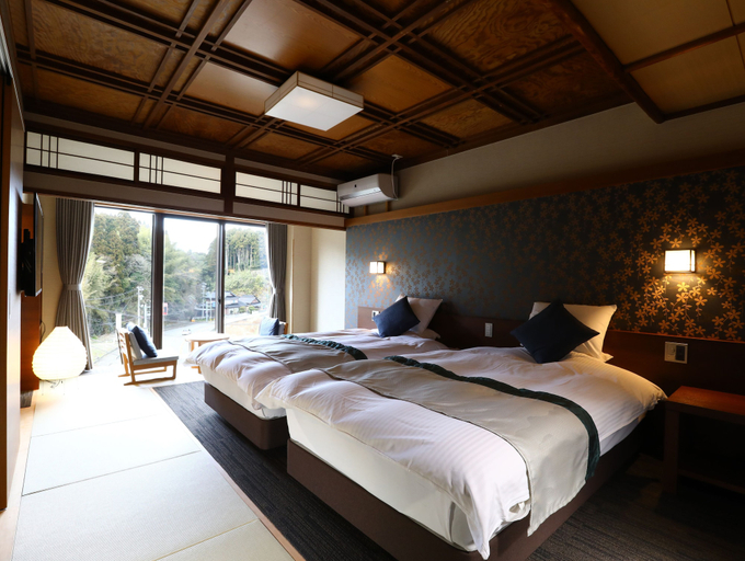 Bedroom 2, Umi - Akari, Himi