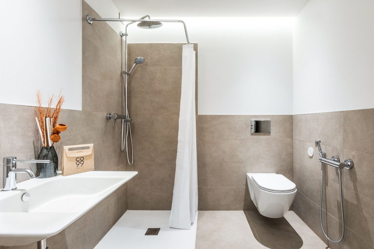 Bathroom 3, CO99, Milano