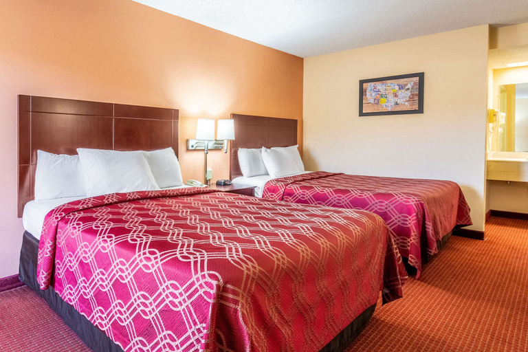 Bedroom 3, Econo Lodge Rocky Top, Anderson