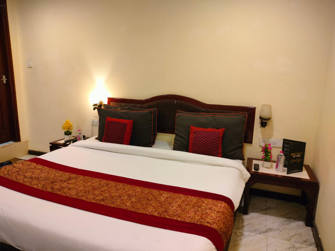 2, The President Hotel, Lucknow