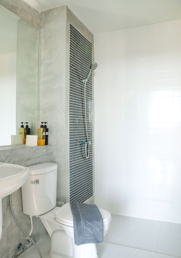 Bathroom 3, The Vert Apartment, Bang Khen