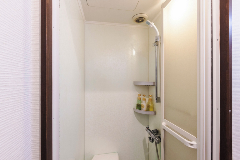 Bathroom 4, Kagariya, Abashiri