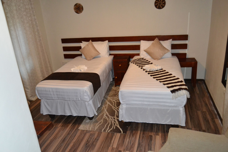 Bedroom 3, Chobe Sunset Chalets, Chobe