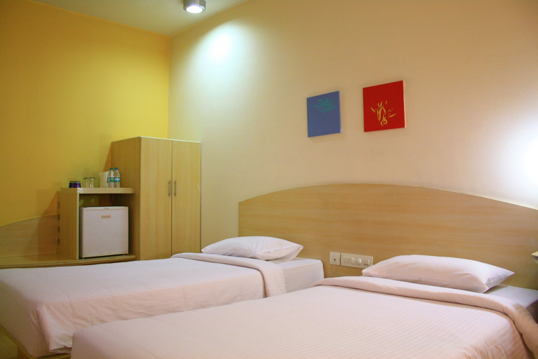Bedroom 3, Ginger Pune Pimpri, Pune
