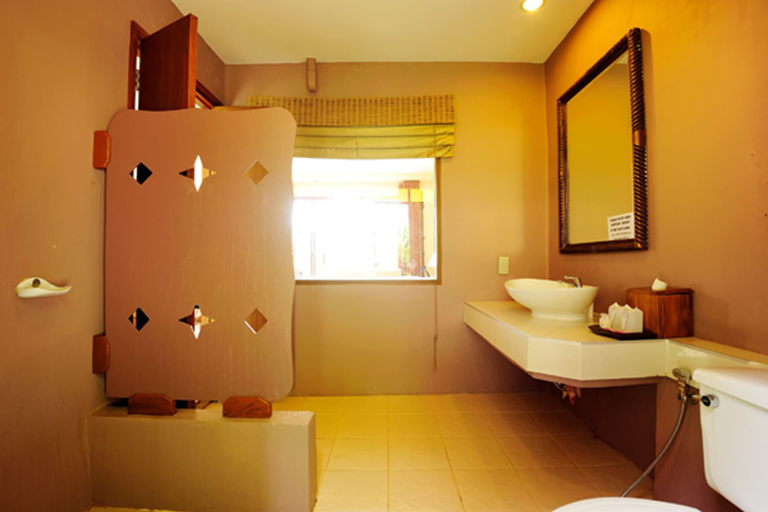 Bathroom 4, Phi Phi Arboreal Resort, Mueang Krabi