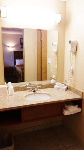 Bathroom 4, Alpine Motel, Thompson-Nicola