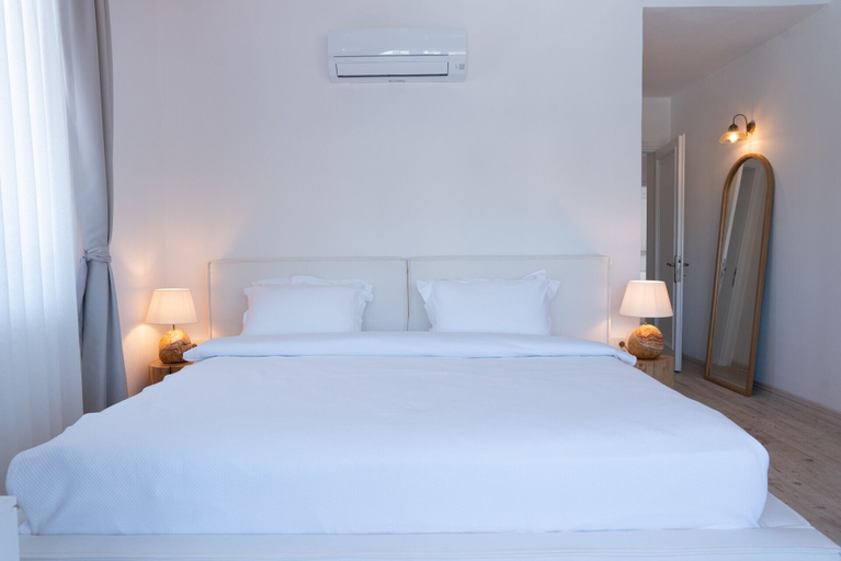 Bedroom 2, The Blaze Hotel, Çeşme