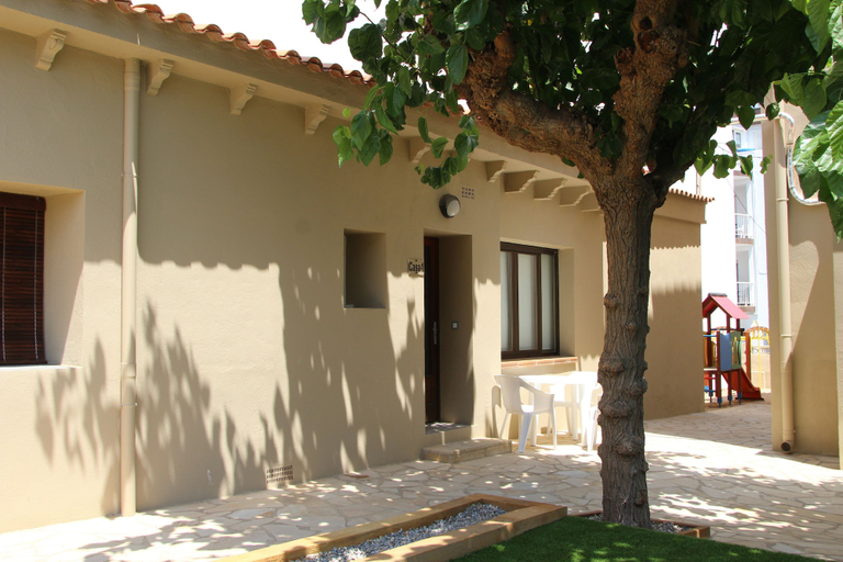 Exterior & Views 2, RVApartaments Provenzal, Girona