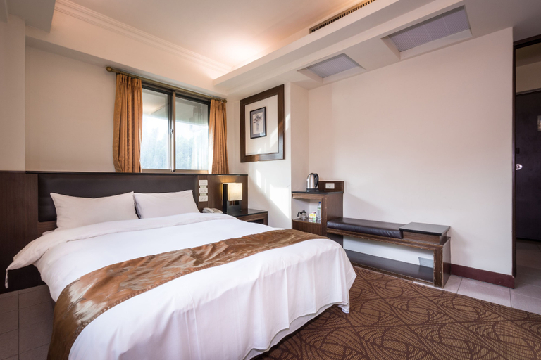 Bedroom 3, The Enterpriser Hotel, Taichung