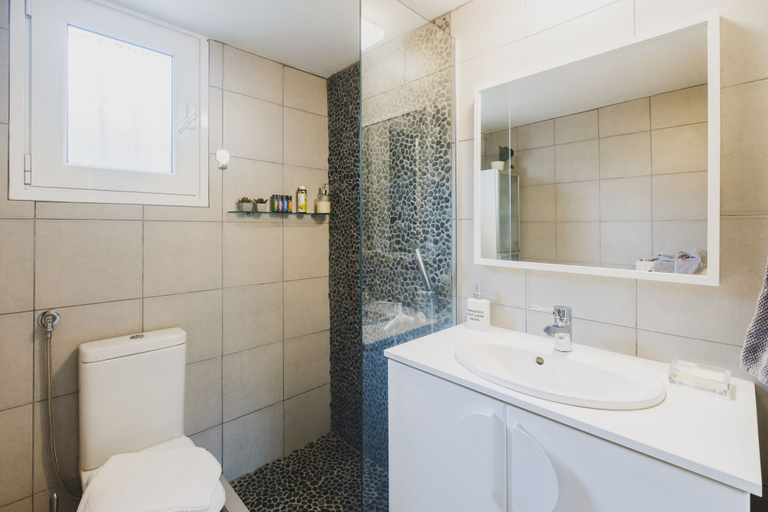 Bathroom 4, Stylish Garden Home - Holidays in Chania, Crete