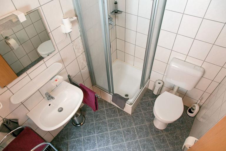 Bathroom 5, Gästehaus Weber, Cham