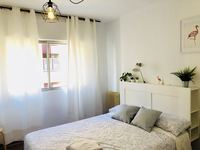 Bedroom 3, TuGuest Mulhacen Apartment, Granada