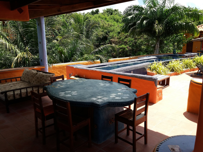 Food & Drinks 5, Reef View Pavilion Villas and Condos