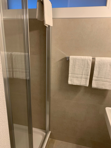 Bathroom 12