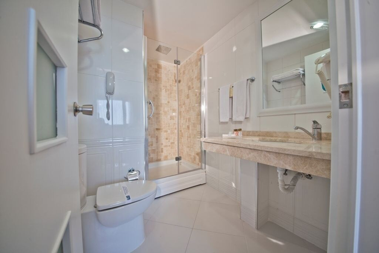 Bathroom 5, North Point Hotel, Merkez