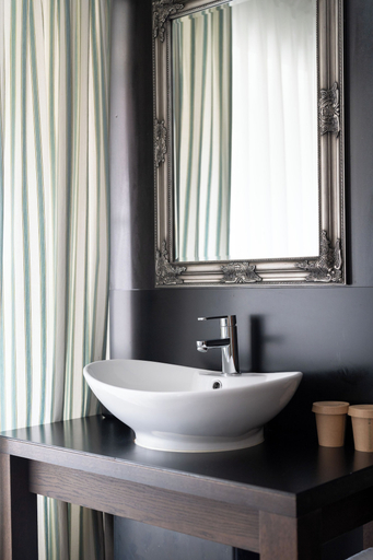 Bathroom 5, Hotel am Fischmarkt, Konstanz