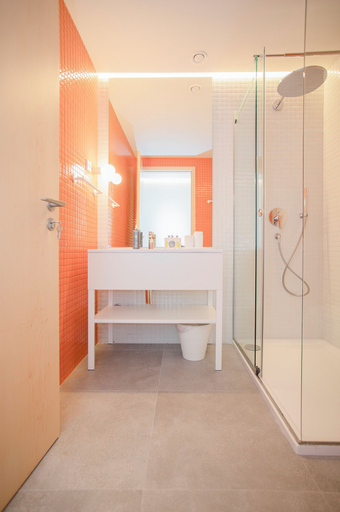 Bathroom 4, Allegro Boutique Apartment A, Porto
