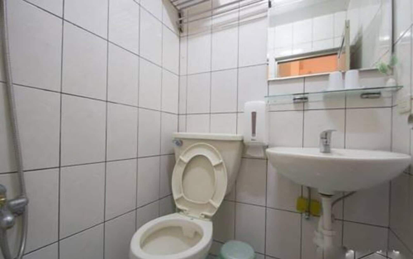 Bathroom 5, Kao Mama B&B, New Taipei City