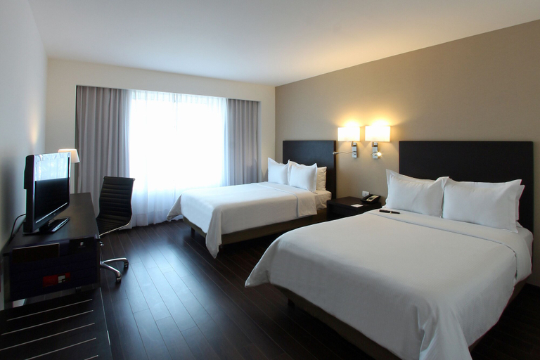Bedroom 3, Fiesta Inn Cuautitlan, Tepotzotlán