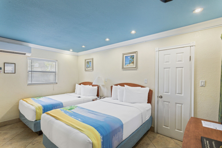 Bedroom 4, Bay Palms Waterfront Resort - Hotel and Marina, Pinellas