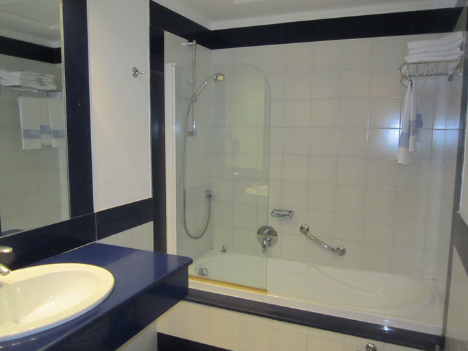 Bathroom 4, Hotel Conchiglia D'oro, Palermo