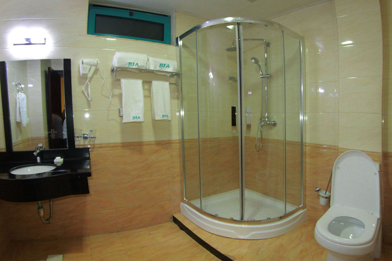 Bathroom 4, Zmama Hotel, Addis Abeba