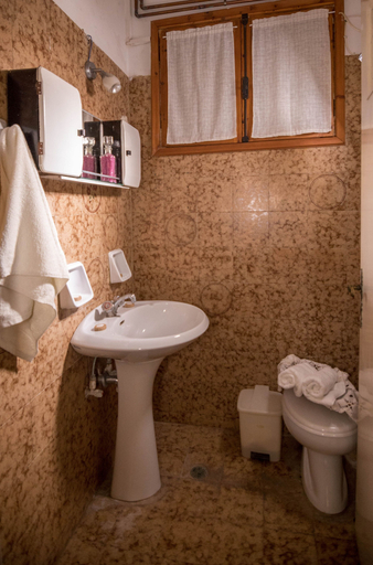 Bathroom 4, Kitries Home, Peloponnese