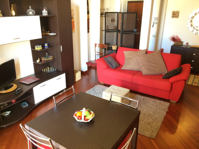 Living area 3, Elegante App.to in Centro, Palermo