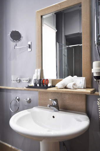 Bathroom 4, Capsis Bristol Boutique Hotel, Central Macedonia