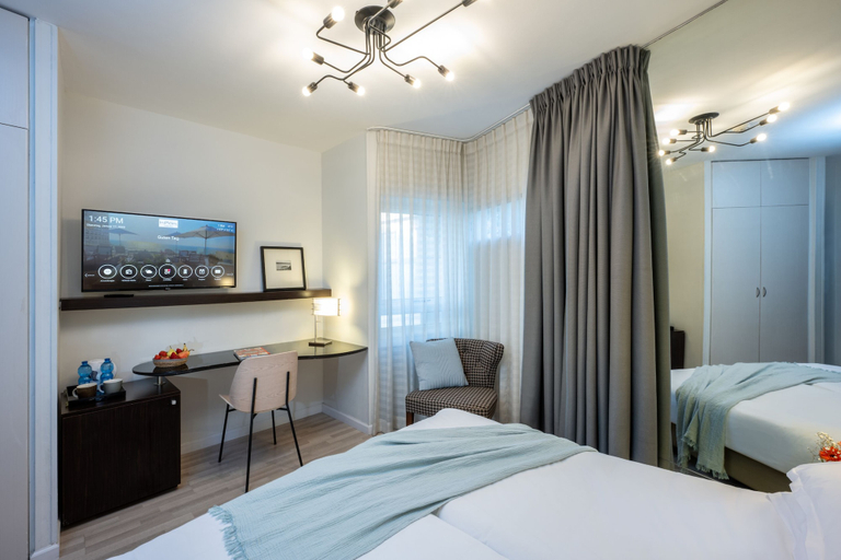 Bedroom 4, Maxim Hotel Tel Aviv
