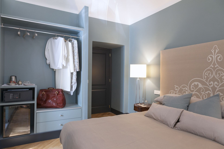 Bedroom 4, Santa Monica Townhouse, Rome