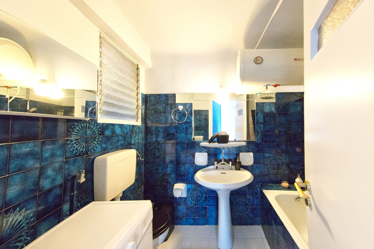 Bathroom 3, Yourhome under Acropolis Roofdeck w.view, Attica