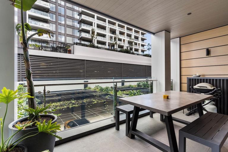 Others 4, Modish living in Wynyard Quarter, Waitakere