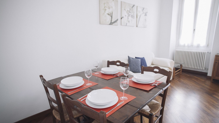 Others 2, Italianway Easy - Giulio Romano 17, Milano